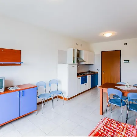 Altanea Residences Con Piscina * カオルレ