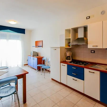 Altanea Residences Con Piscina アパート カオルレ