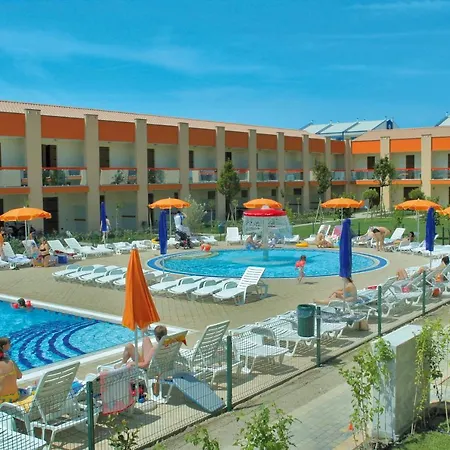 Apartmán Altanea Residences Con Piscina *